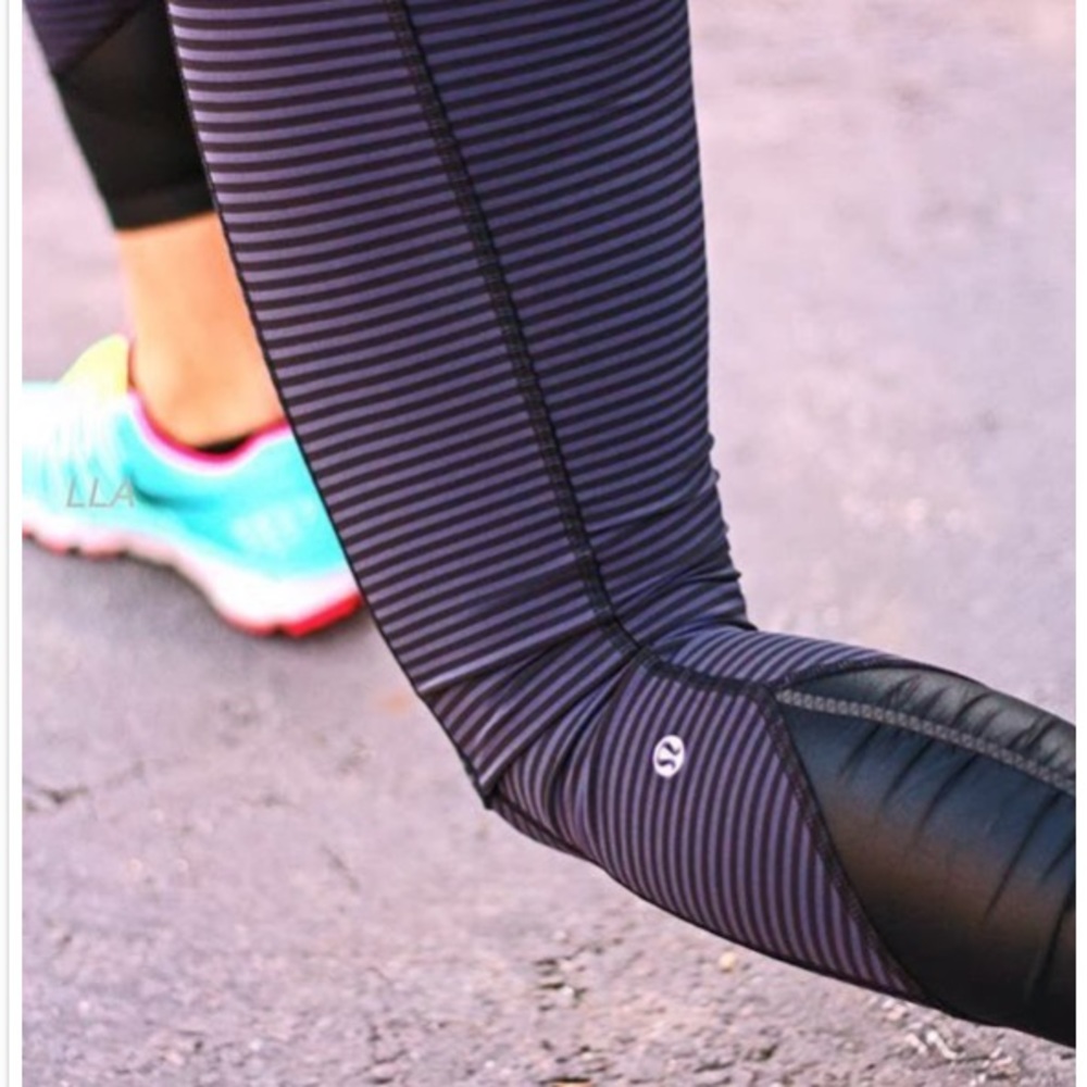 Lululemon Pace Queen Tight Stripe Cadet Blue 4